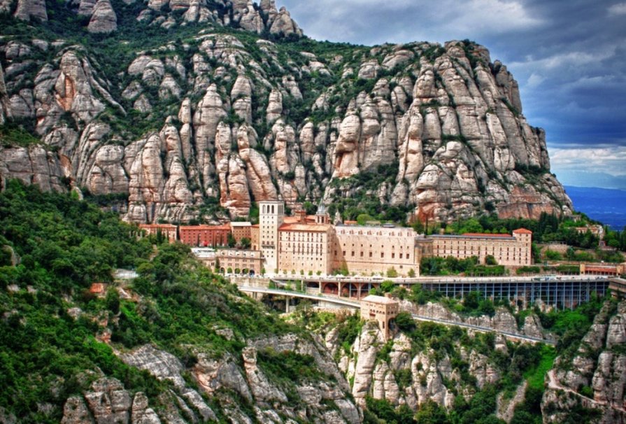 Mănăstirea Montserrat, Spania
